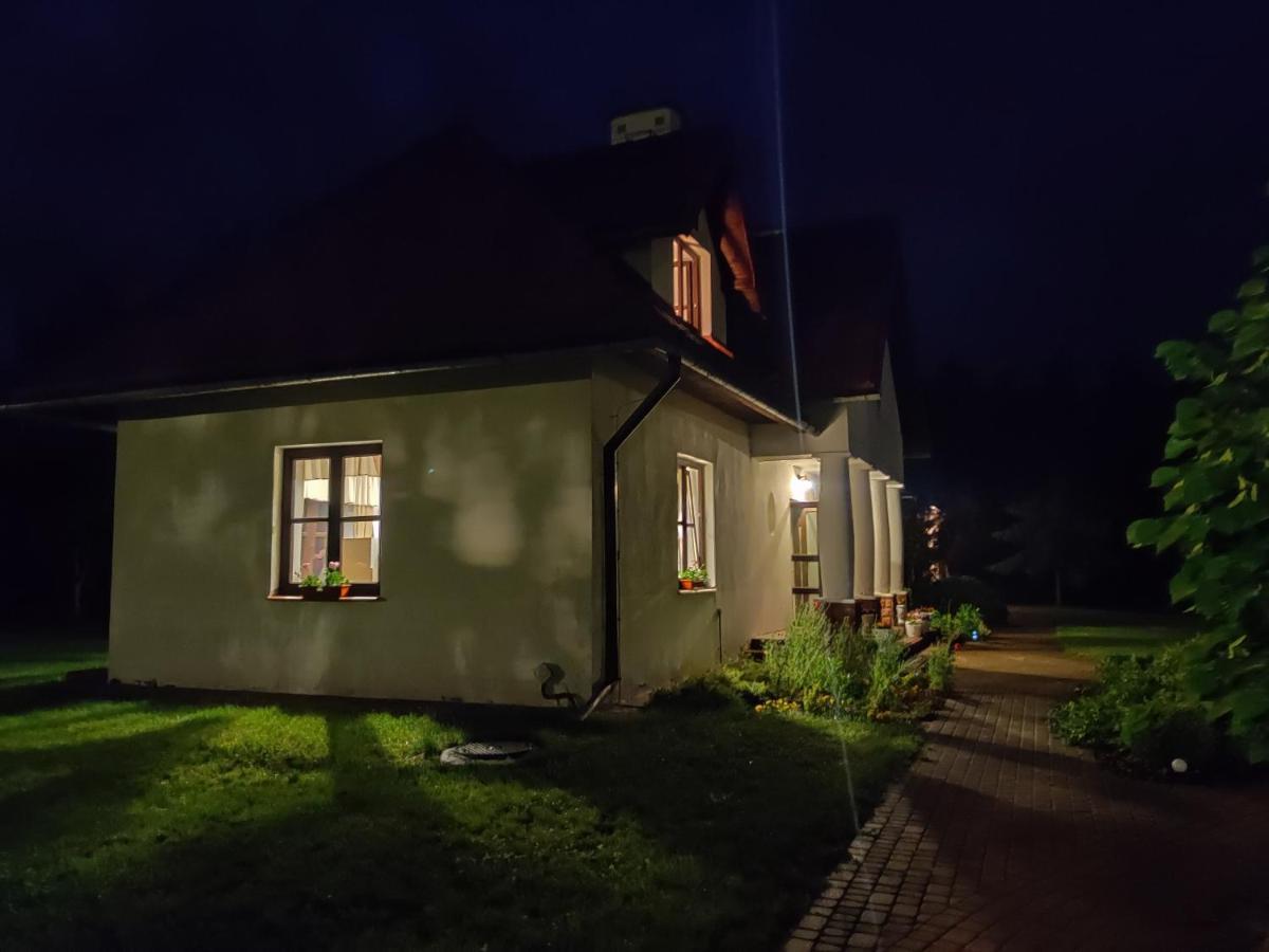 Villa Dom Nasutow Niemce Esterno foto