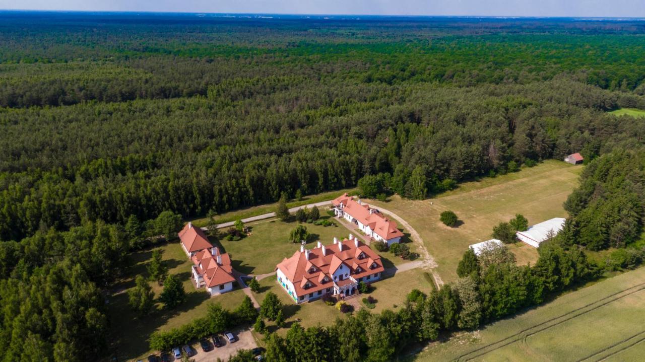 Villa Dom Nasutow Niemce Esterno foto
